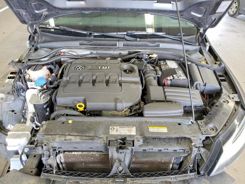 64295886 :رقم المزاد ، 3VW3A7AJ0FM425053 vin ، 2015 Volkswagen Jetta مزاد بيع