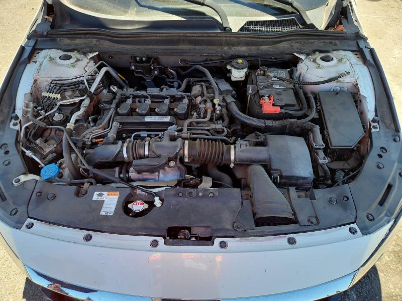 63437416 :رقم المزاد ، 1HGCV1F43JA120533 vin ، 2018 Honda Accord مزاد بيع