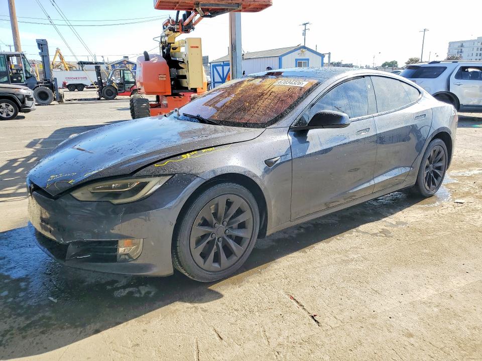Auction sale of the 2018 Tesla Model S, vin: 5YJSA1E27JF269203, lot number: 67034326