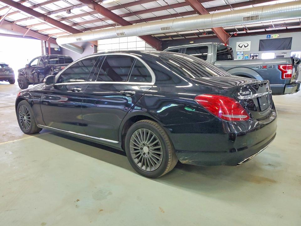 2015 Mercedes-benz C მანქანა იყიდება აუქციონზე, vin: 55SWF4KBXFU025351, აუქციონის ნომერი: 66448556