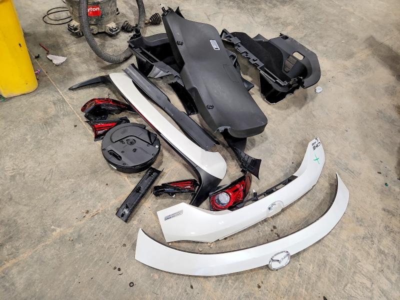 63494966 :رقم المزاد ، JM3KFBDM0J0372284 vin ، 2018 Mazda Cx-5 مزاد بيع