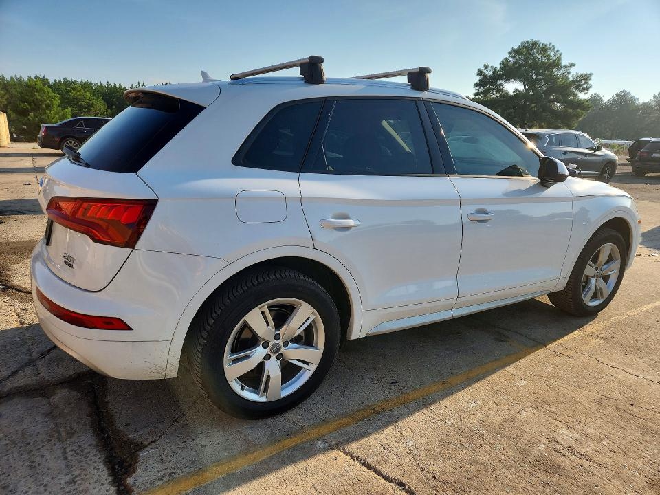 2018 Audi Q5 მანქანა იყიდება აუქციონზე, vin: WA1ANAFY9J2010115, აუქციონის ნომერი: 65852536