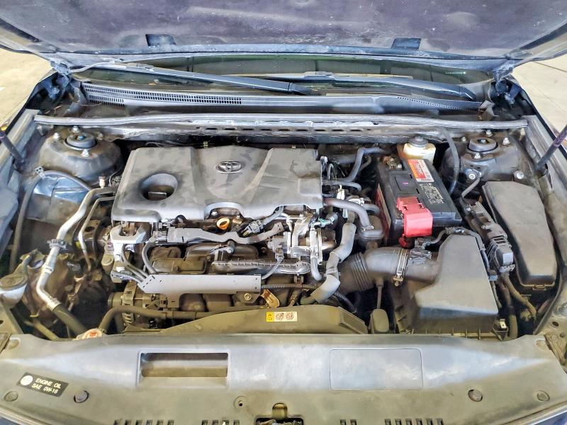 63885976 :رقم المزاد ، 4T1B11HK3JU503724 vin ، 2018 Toyota Camry مزاد بيع