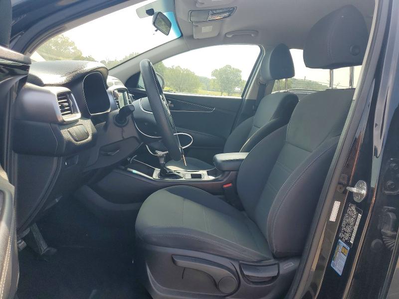64713386 :رقم المزاد ، 5XYPG4A35KG586928 vin ، 2019 Kia Sorento مزاد بيع