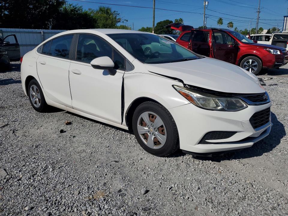 2018 Chevrolet Cruze მანქანა იყიდება აუქციონზე, vin: 1G1BC5SM0J7225050, აუქციონის ნომერი: 64405256