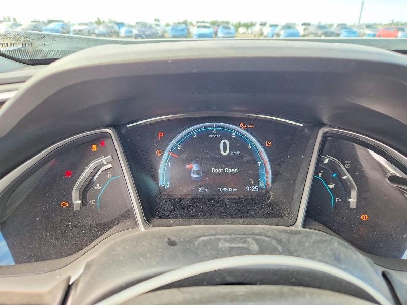 63750716 :رقم المزاد ، 2HGFC1F97JH105498 vin ، 2018 Honda Civic مزاد بيع