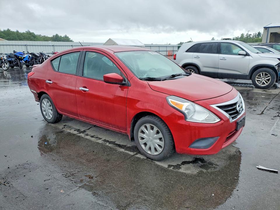 64474976 :رقم المزاد ، 3N1CN7AP7FL840116 vin ، 2015 Nissan Versa مزاد بيع