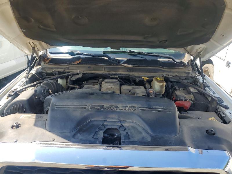 64915836 :رقم المزاد ، 3C7WRNFL1LG237372 vin ، 2020 Ram 5500 مزاد بيع