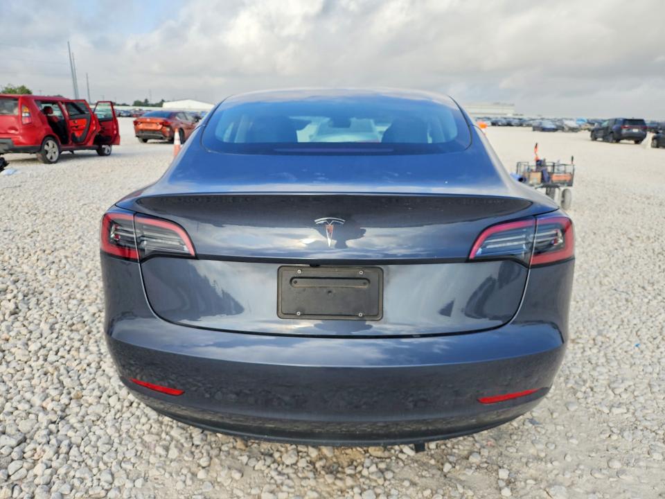 64511636 :رقم المزاد ، 5YJ3E1EA5PF696081 vin ، 2023 Tesla Model 3 مزاد بيع