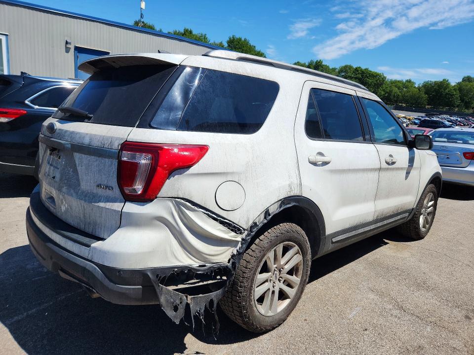 63501776 :رقم المزاد ، 1FM5K8D86JGA17517 vin ، 2018 Ford Explorer مزاد بيع
