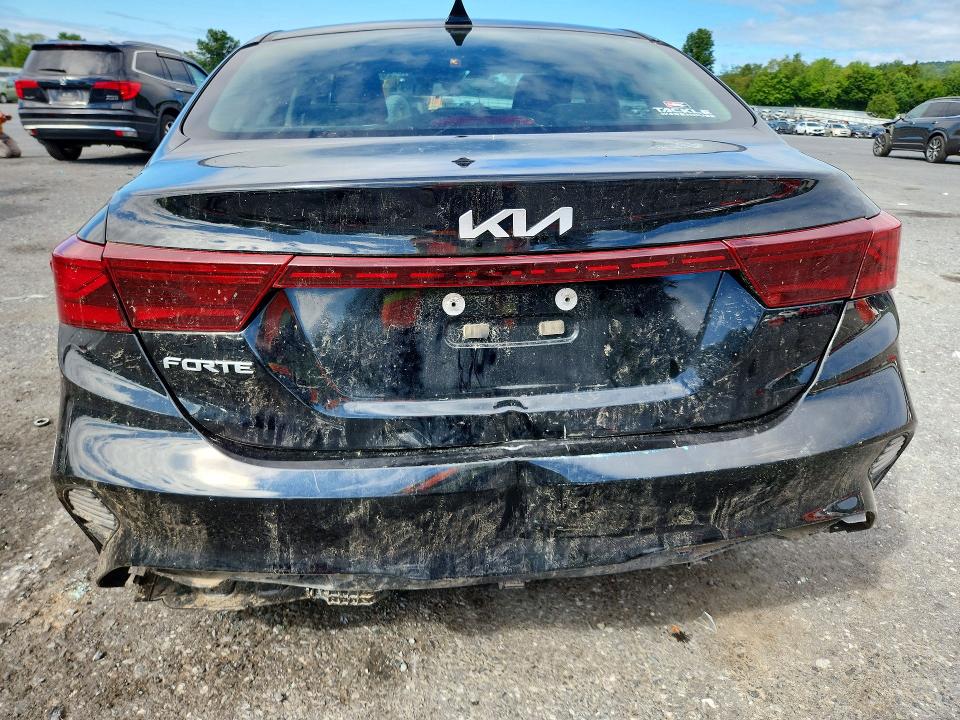 65640996 :رقم المزاد ، 3KPF24AD9RE806405 vin ، 2024 Kia Forte مزاد بيع
