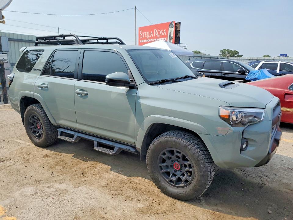 2021 Toyota 4runner მანქანა იყიდება აუქციონზე, vin: JTELU5JR0M5875868, აუქციონის ნომერი: 63167196