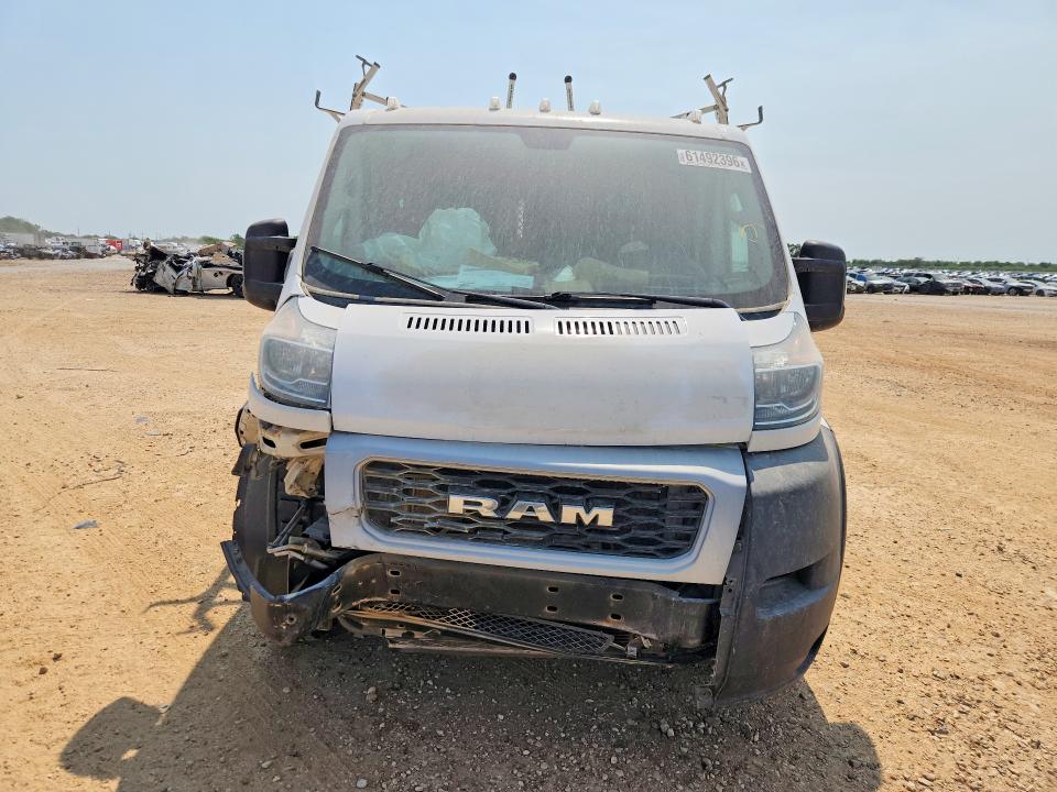 61492396 :رقم المزاد ، 3C6TRVAG5LE127258 vin ، 2020 Ram Promaster 1500 مزاد بيع