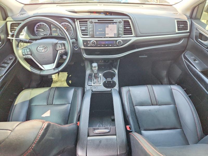 Продажа на аукционе авто 2019 Toyota Highlander, vin: 5TDJZRFH0KS603476, номер лота: 52552226
