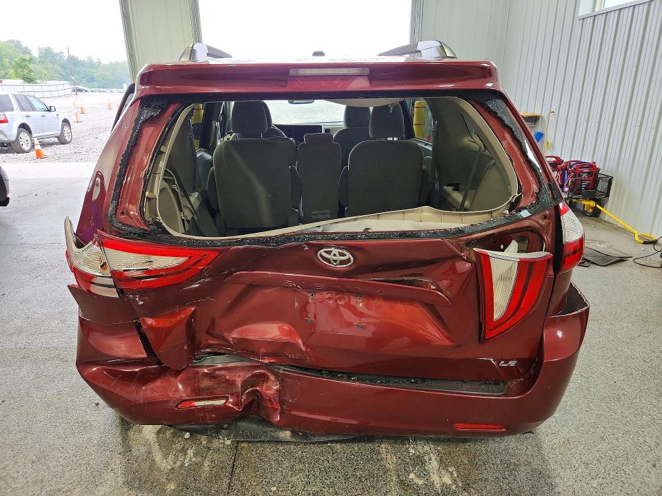 Продаж на аукціоні авто 2017 Toyota Sienna, vin: 5TDKZ3DC8HS777538, номер лоту: 65199286