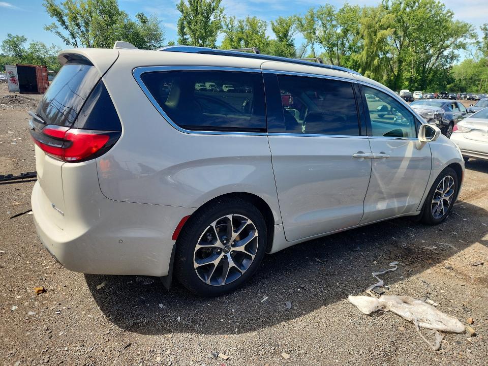 63326516 :رقم المزاد ، 2C4RC1L74MR581060 vin ، 2021 Chrysler Pacifica مزاد بيع