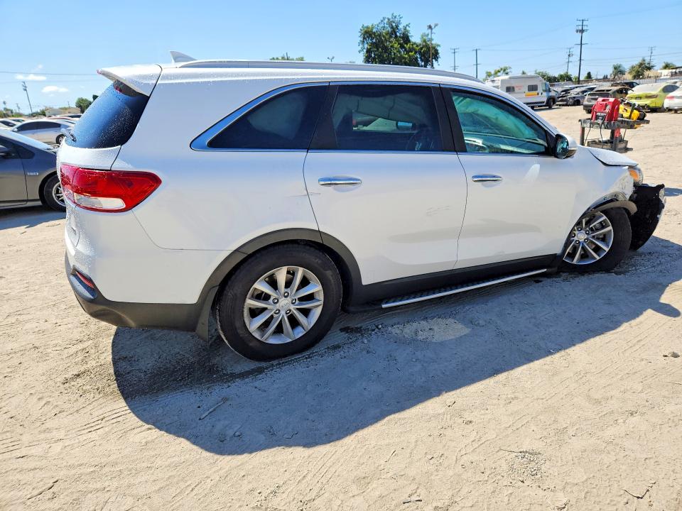 65465856 :رقم المزاد ، 5XYPG4A30HG238494 vin ، 2017 Kia Sorento مزاد بيع