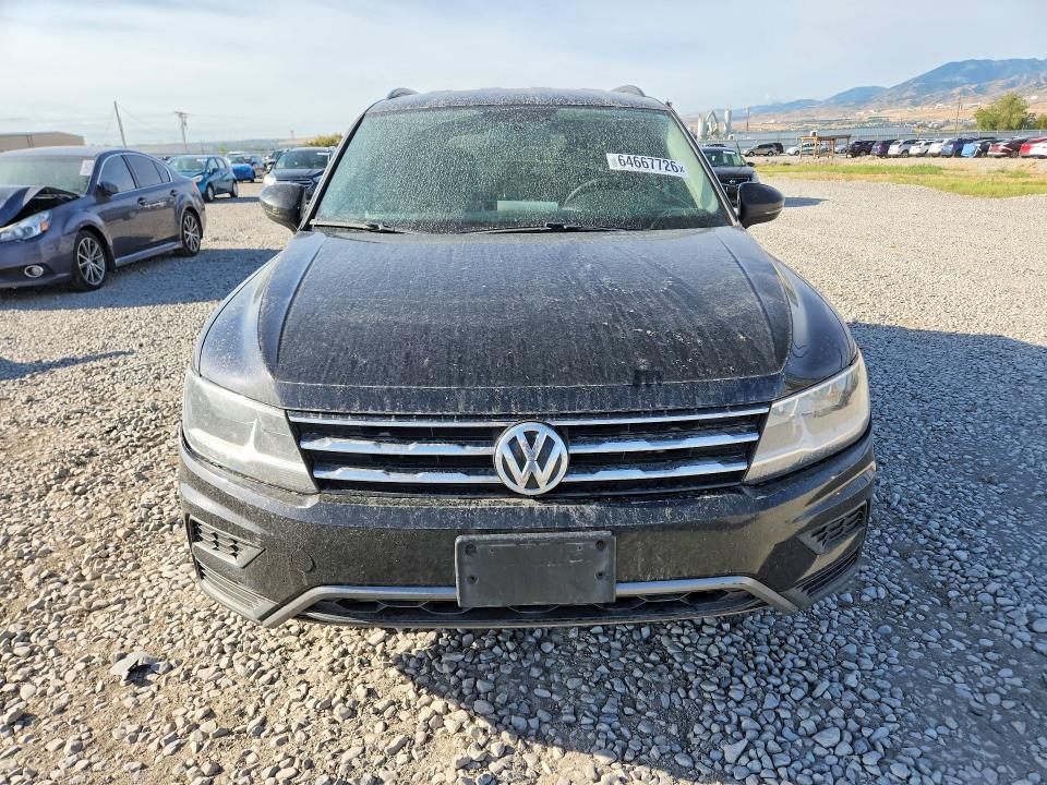 Продаж на аукціоні авто 2018 Volkswagen Tiguan, vin: 3VV1B7AX1JM190104, номер лоту: 64667726