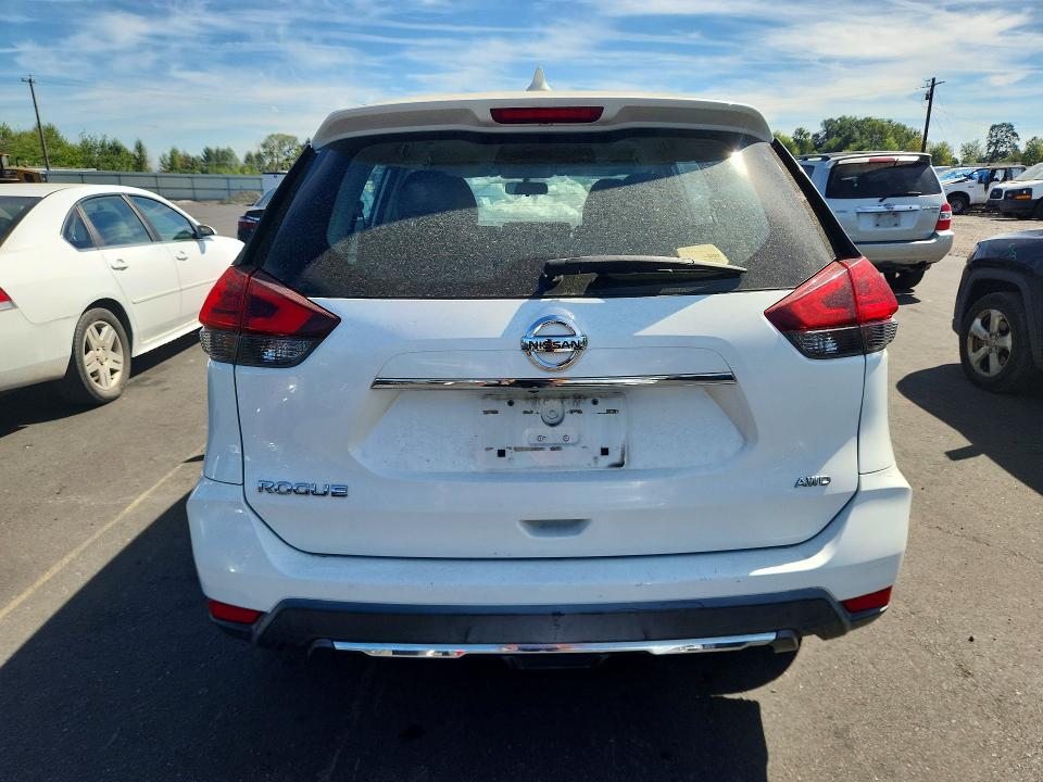 Продажа на аукционе авто 2017 Nissan Rogue, vin: KNMAT2MV1HP566166, номер лота: 64120866