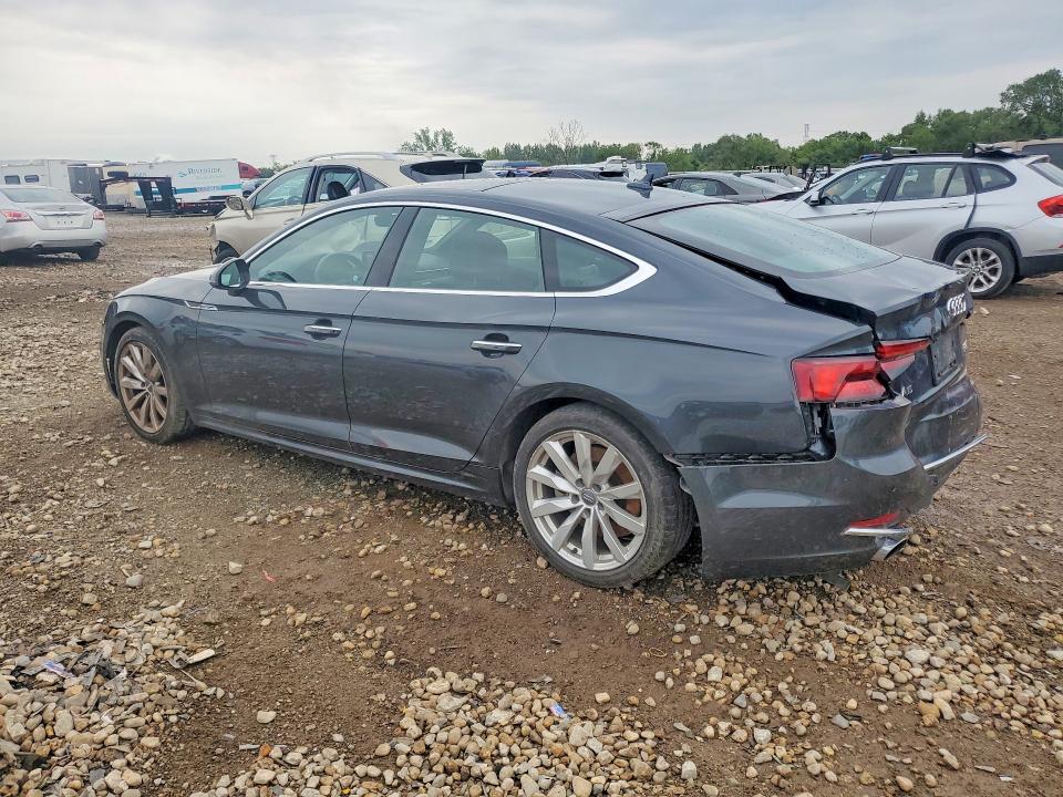 63726916 :رقم المزاد ، WAUBNCF50JA103846 vin ، 2018 Audi A5 مزاد بيع