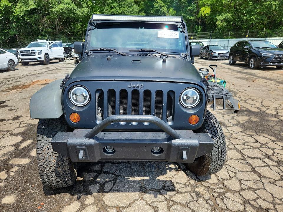 64472636 :رقم المزاد ، 1J4BA6H12BL567831 vin ، 2011 Jeep Wrangler Unlimited مزاد بيع