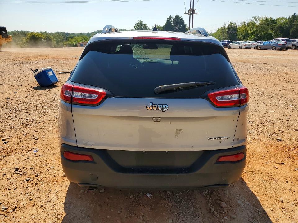 67111746 :رقم المزاد ، 1C4PJLAB6HW508382 vin ، 2017 Jeep Cherokee مزاد بيع