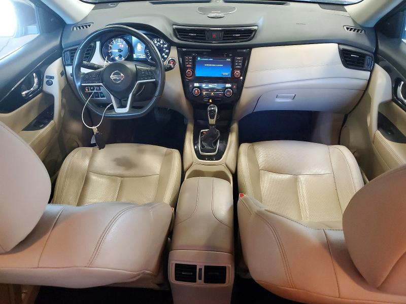 64051266 :رقم المزاد ، 5N1AT2MV6HC750778 vin ، 2017 Nissan Rogue مزاد بيع