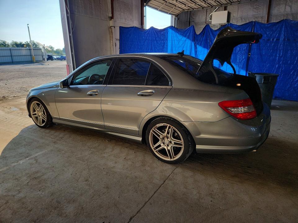 2011 Mercedes-benz C მანქანა იყიდება აუქციონზე, vin: WDDGF5GB7BR136079, აუქციონის ნომერი: 66727476