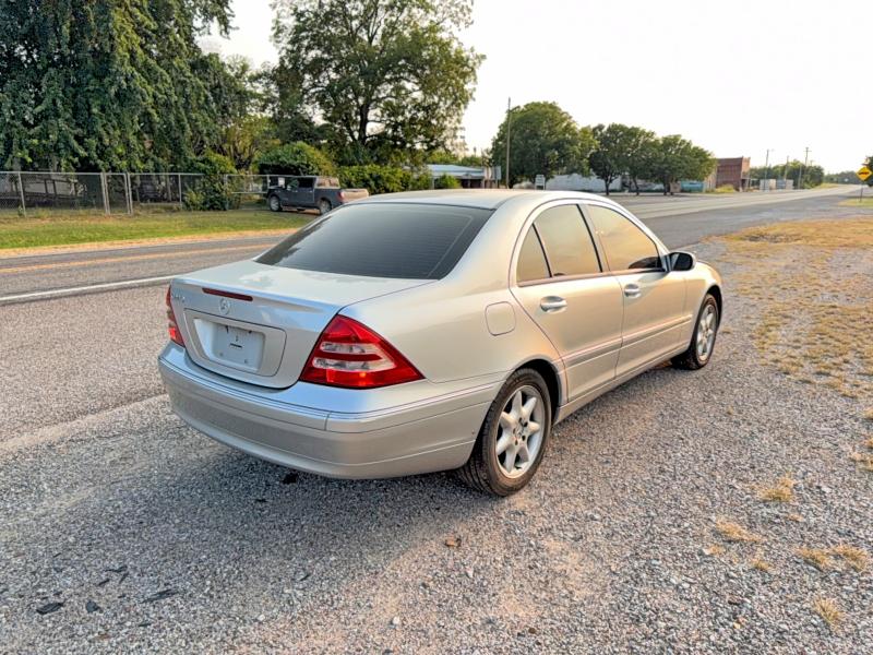 63262746 :رقم المزاد ، WDBRF61JX3F351952 vin ، 2003 Mercedes-benz C مزاد بيع