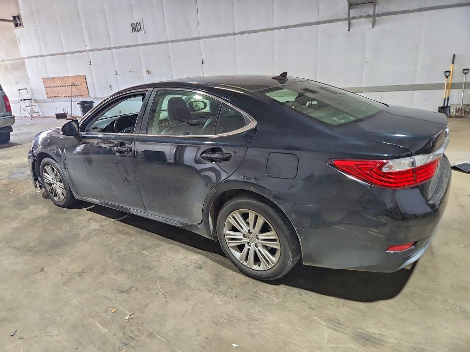 66631586 :رقم المزاد ، JTHBK1GG6D2080215 vin ، 2013 Lexus Es مزاد بيع
