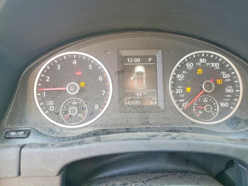 2018 Volkswagen Tiguan Limited მანქანა იყიდება აუქციონზე, vin: WVGBV7AX5JK003363, აუქციონის ნომერი: 63233776