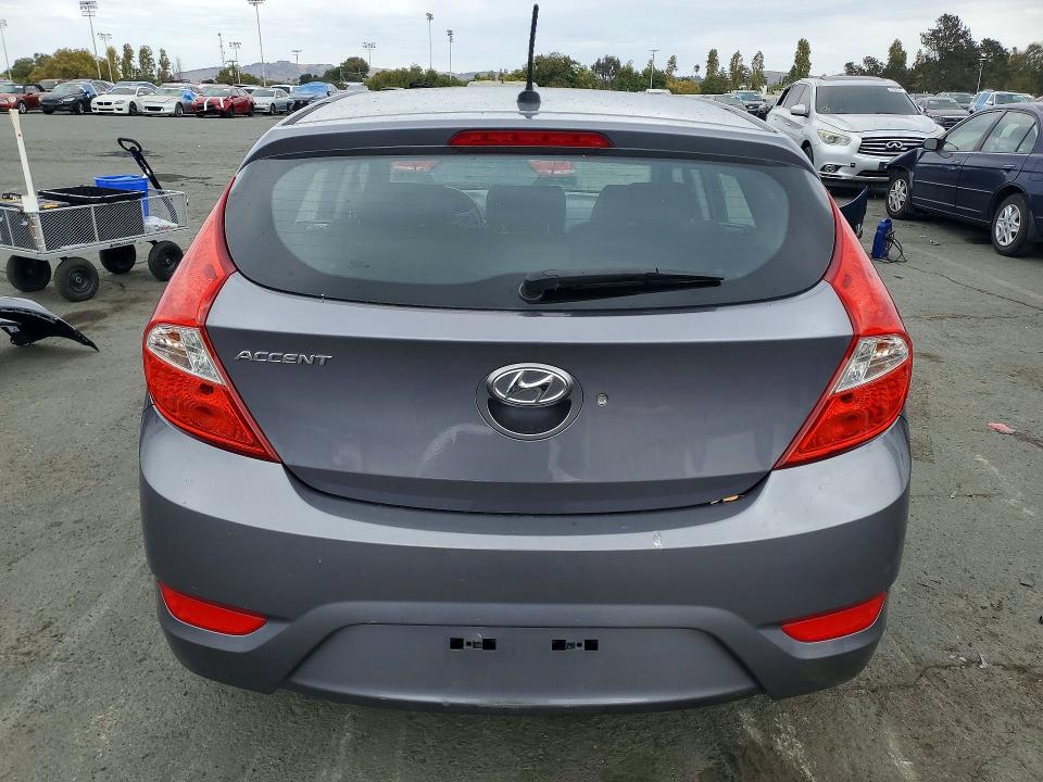 66798916 :رقم المزاد ، KMHCT5AE6FU233678 vin ، 2015 Hyundai Accent مزاد بيع