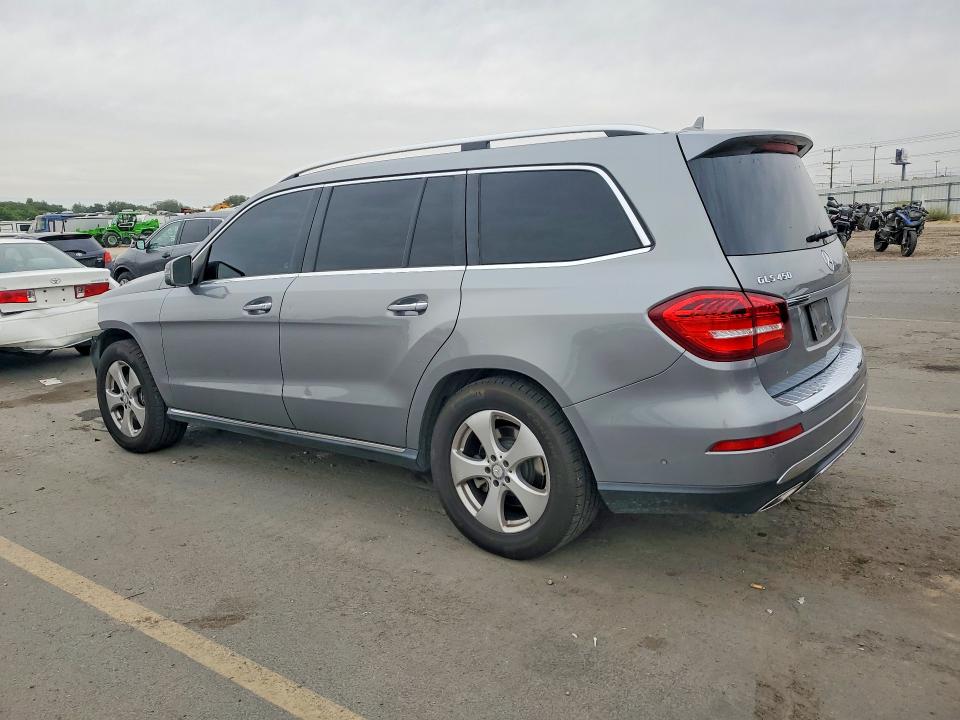 66480196 :رقم المزاد ، 4JGDF6EE8HA766115 vin ، 2017 Mercedes-benz Gls مزاد بيع