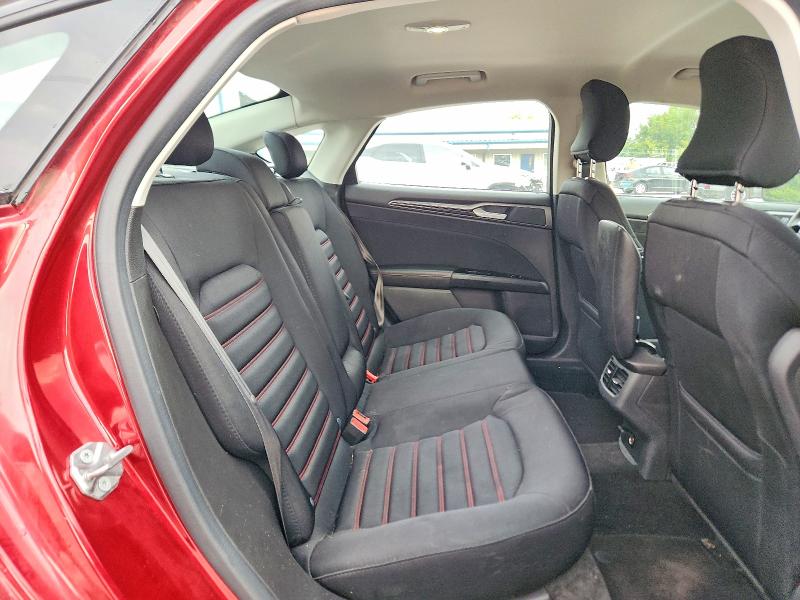 67256596 :رقم المزاد ، 3FA6P0H79FR221120 vin ، 2015 Ford Fusion مزاد بيع