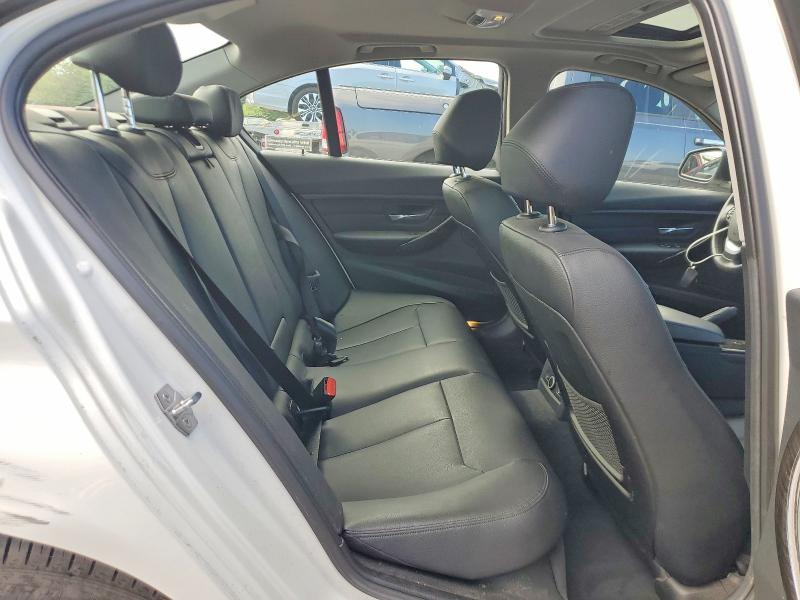 2015 Bmw 328 მანქანა იყიდება აუქციონზე, vin: WBA3D5C55FK291112, აუქციონის ნომერი: 65868746