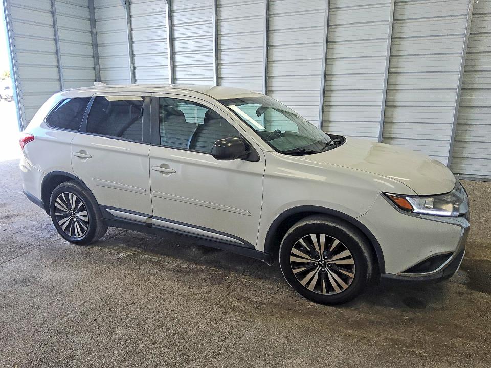 64343356 :رقم المزاد ، JA4AD2A37KZ013267 vin ، 2019 Mitsubishi Outlander مزاد بيع