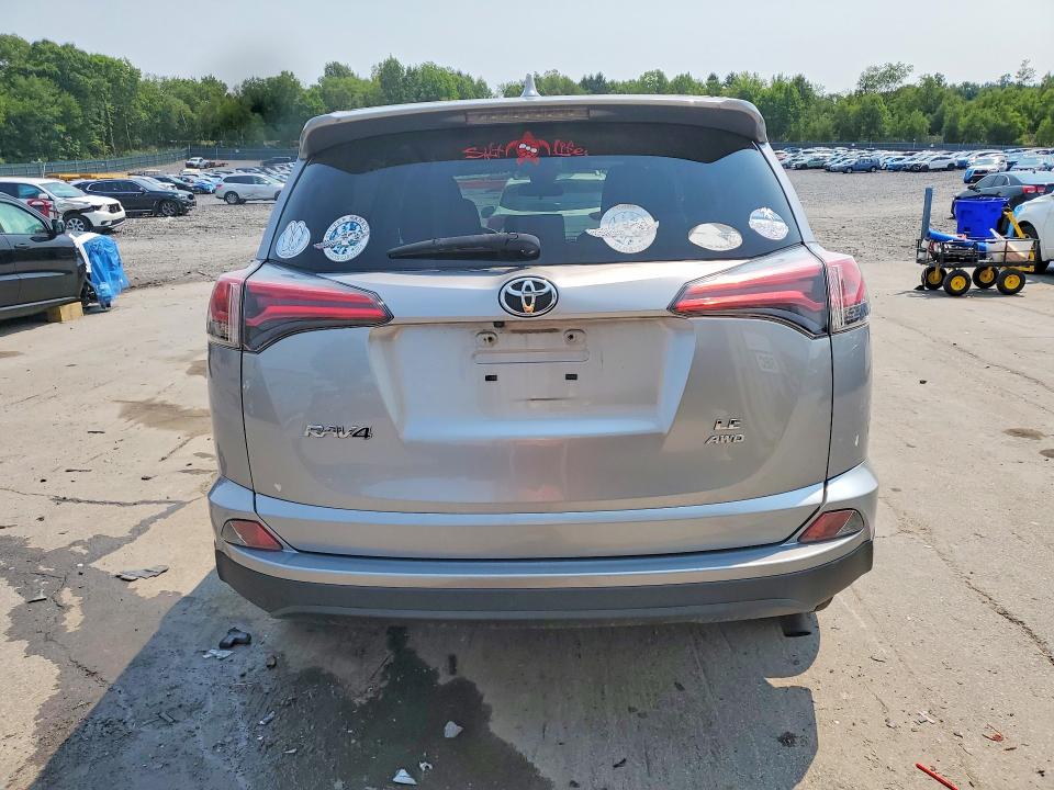 Продаж на аукціоні авто 2018 Toyota Rav4, vin: JTMBFREV3JD255042, номер лоту: 64388546