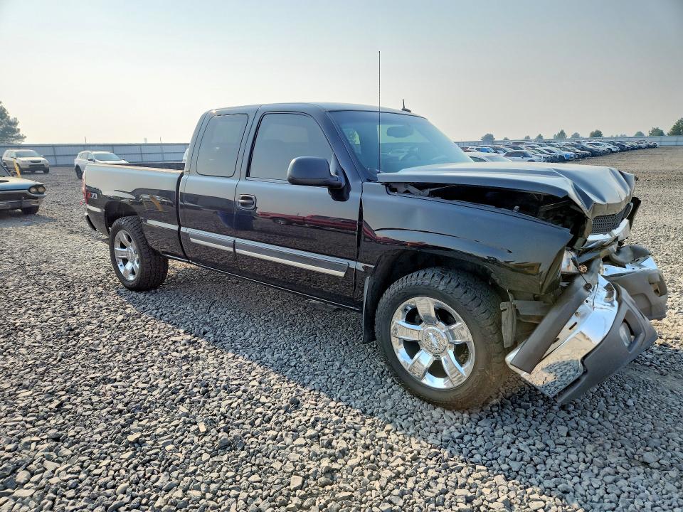 2003 Chevrolet Silverado მანქანა იყიდება აუქციონზე, vin: 2GCEK19T731146861, აუქციონის ნომერი: 63894586