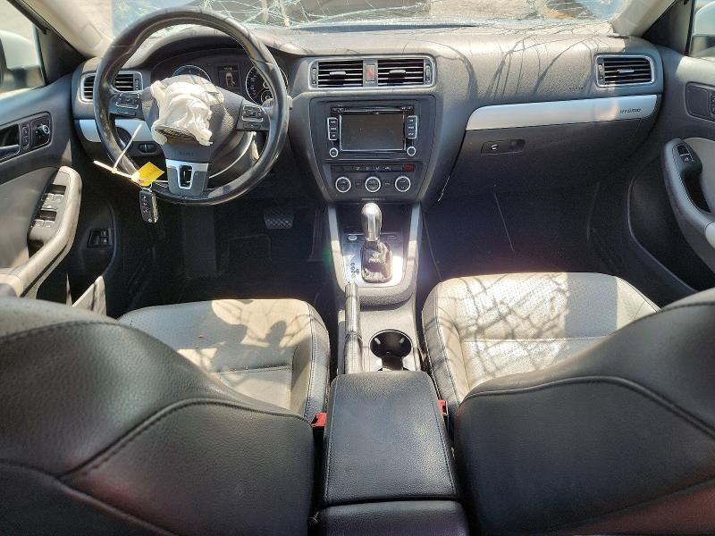 64474356 :رقم المزاد ، 3VW637AJ1DM251028 vin ، 2013 Volkswagen Jetta مزاد بيع