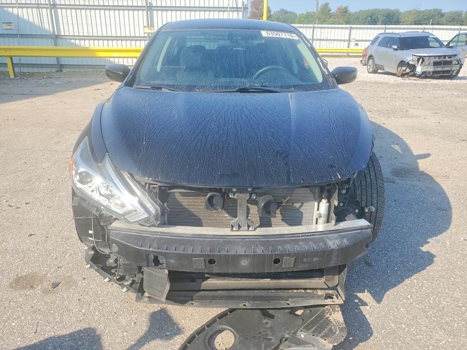 Продажа на аукционе авто 2018 Nissan Altima, vin: 1N4AL3AP8JC166572, номер лота: 63507116
