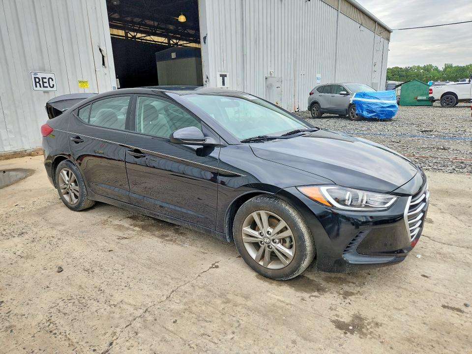 65519756 :رقم المزاد ، 5NPD84LF3JH269910 vin ، 2018 Hyundai Elantra مزاد بيع