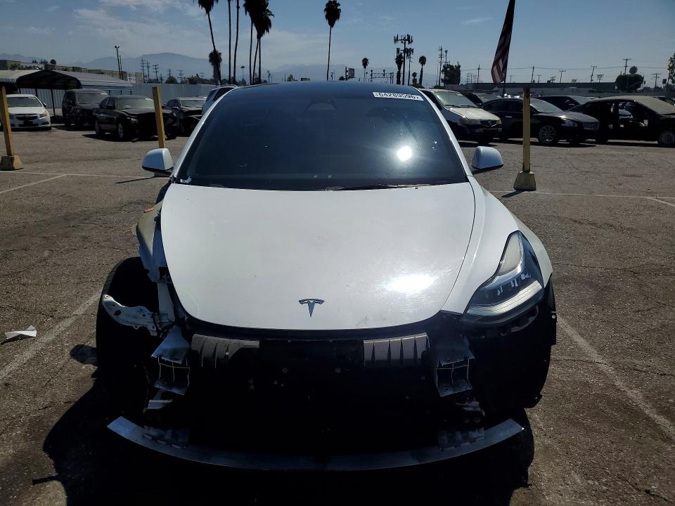 Продажа на аукционе авто 2022 Tesla Model 3, vin: 5YJ3E1EA6NF298326, номер лота: 64289596