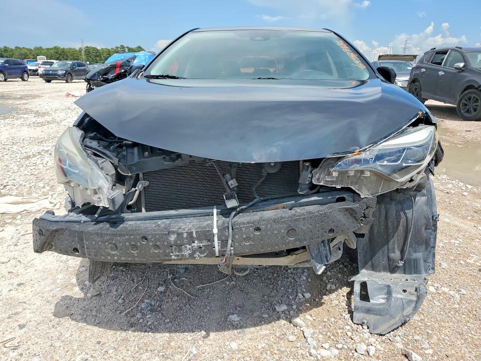 2017 Toyota Corolla მანქანა იყიდება აუქციონზე, vin: 5YFBURHE0HP576805, აუქციონის ნომერი: 64587586