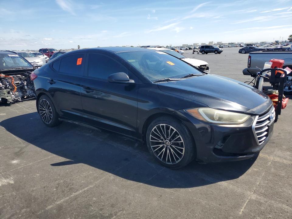 2017 Hyundai Elantra მანქანა იყიდება აუქციონზე, vin: KMHD74LF4HU173458, აუქციონის ნომერი: 65153396