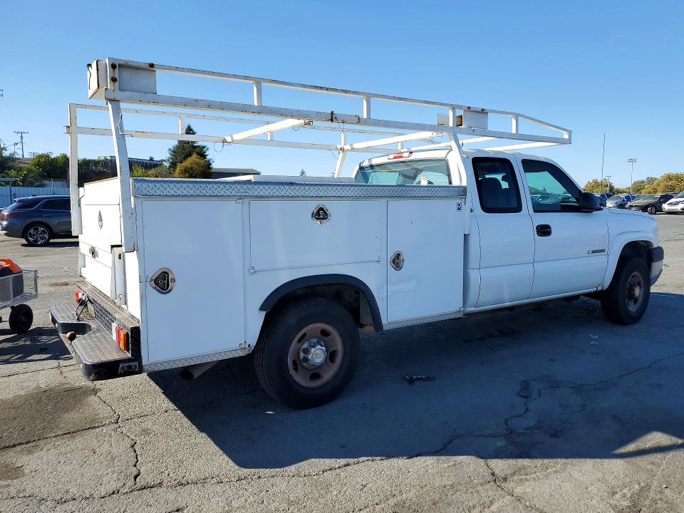 Aukcja sprzedaży 2003 Chevrolet Silverado, vin: 1GBHC29U33E307511, numer aukcji: 65344716