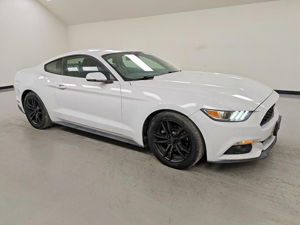 66248666 :رقم المزاد ، 1FA6P8THXH5203262 vin ، 2017 Ford Mustang مزاد بيع