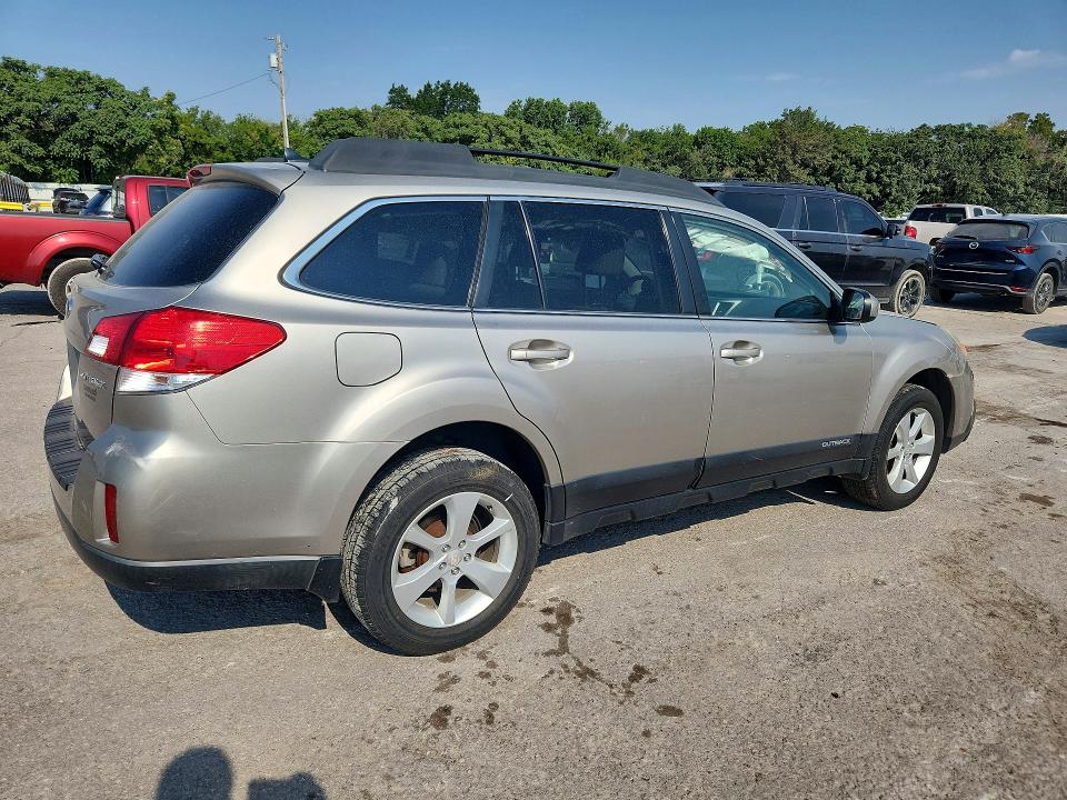 Продажа на аукционе авто 2014 Subaru Outback, vin: 4S4BRCCC2E3217752, номер лота: 63236176