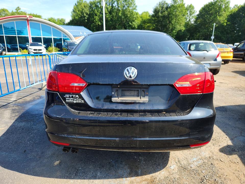 Продажа на аукционе авто 2014 Volkswagen Jetta, vin: 3VW1K7AJ4EM337268, номер лота: 65636146
