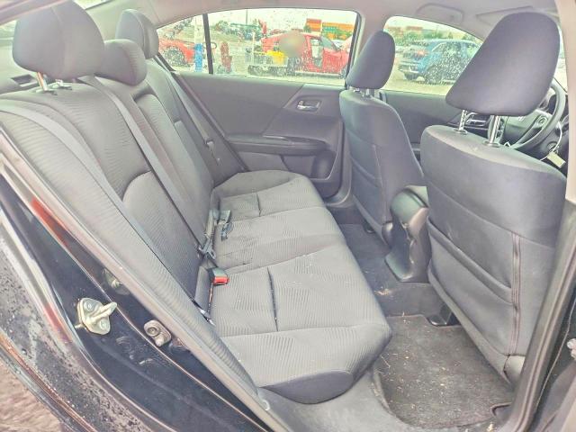 64677596 :رقم المزاد ، 1HGCR2F36FA193808 vin ، 2015 Honda Accord مزاد بيع