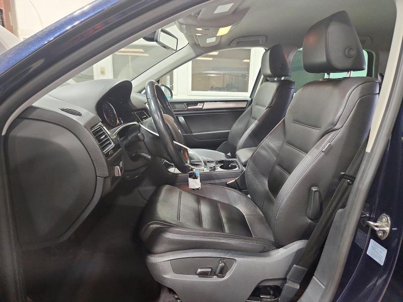 2013 Volkswagen Touareg მანქანა იყიდება აუქციონზე, vin: WVGEP9BP4DD012873, აუქციონის ნომერი: 66301526